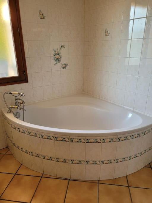 Grand Gites 6 Personnes Uriage Chamrousse Grenoble Revel  Bagian luar foto